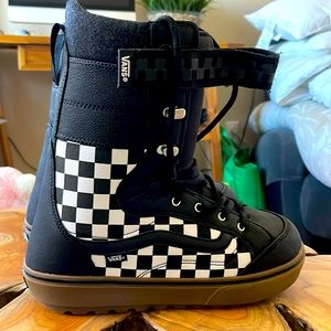 Van’s Checkered Snowboarding Boot Size 10